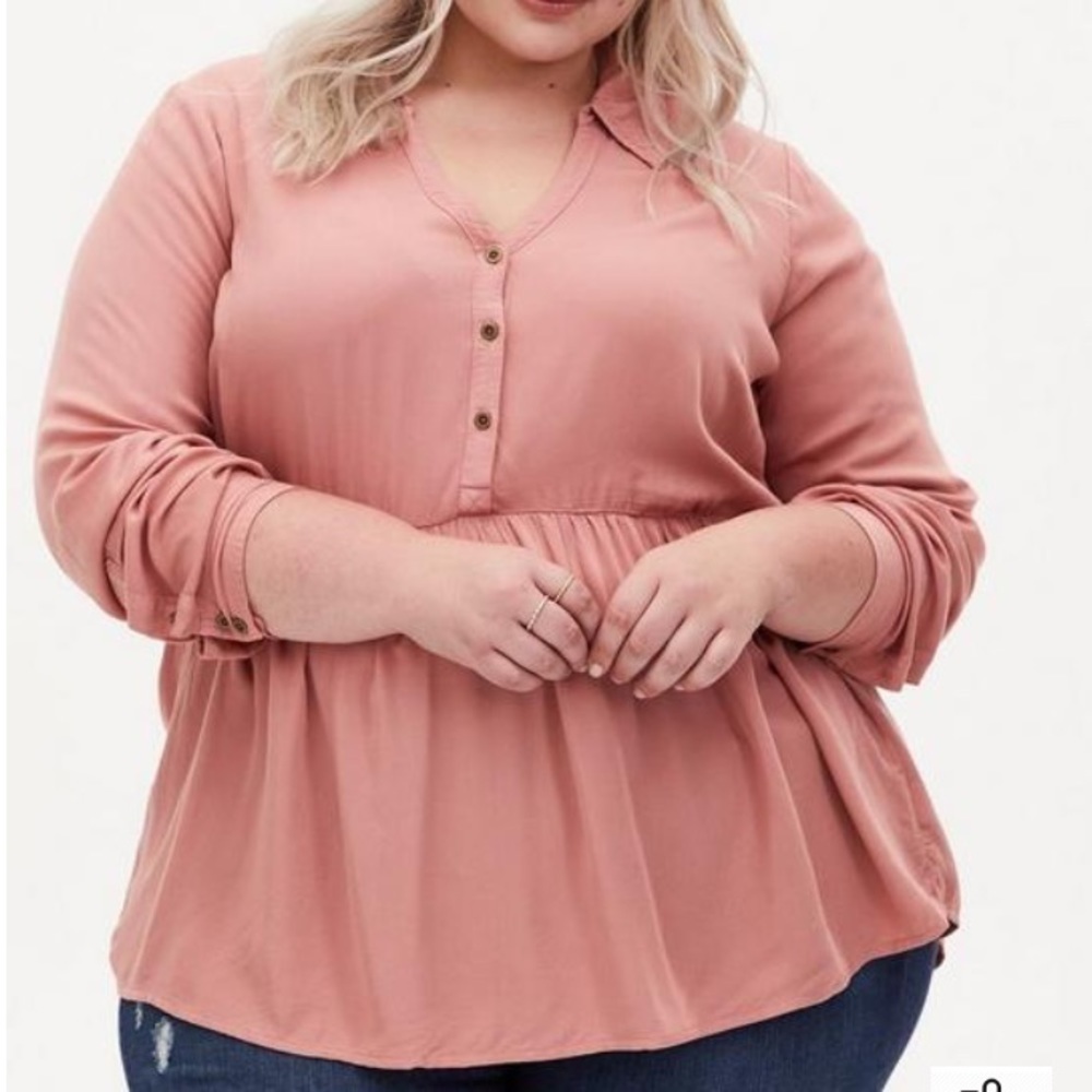 Torrid Womn 3X Pink Long Sleeve Peplum Rayon Twill Button-Front Popover Top NWOT